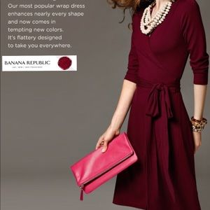 Nwt- size medium Banana Republic Gemma, burgundy